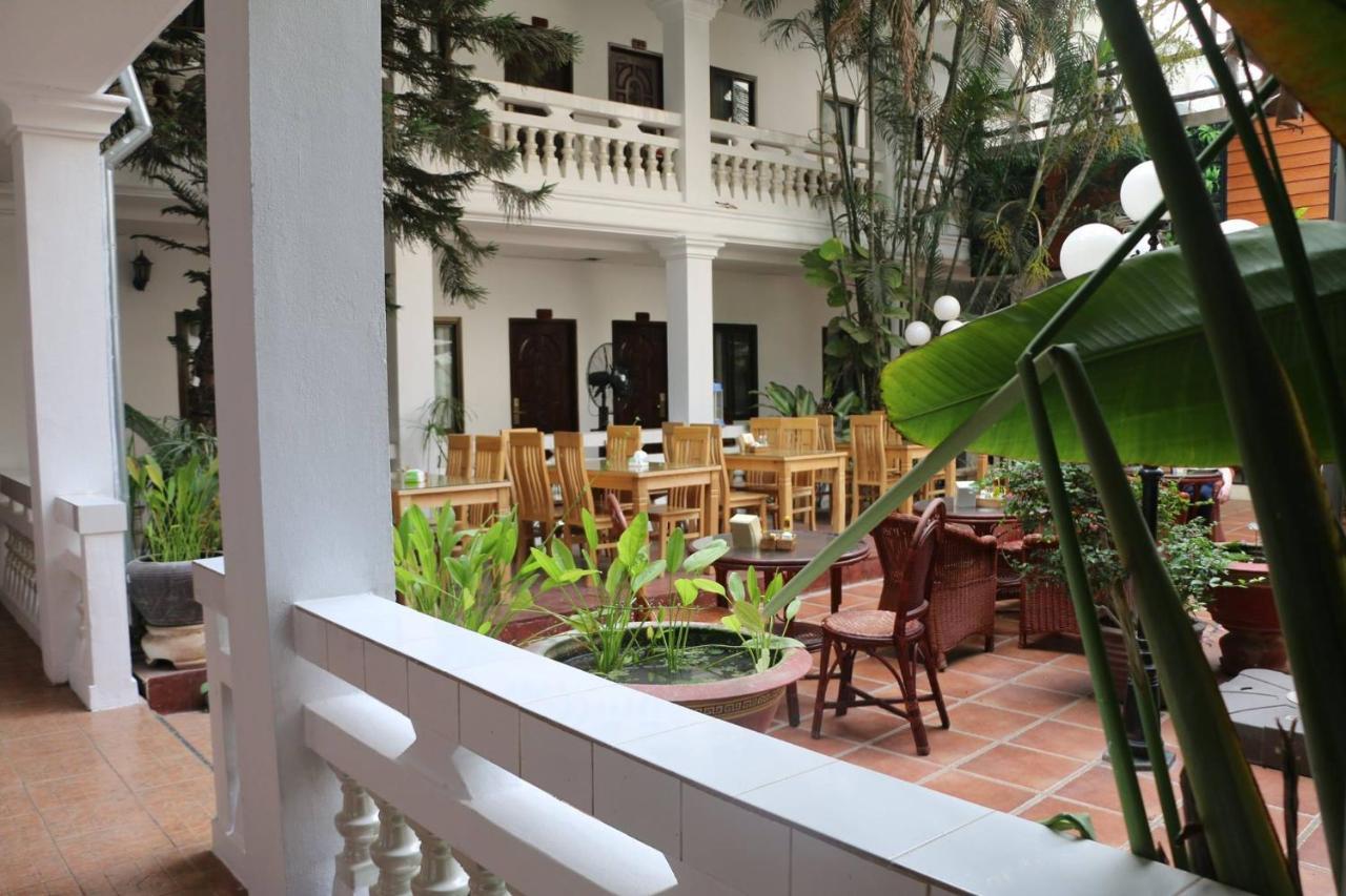 Mali Namphu Hotel Вьентьян Экстерьер фото